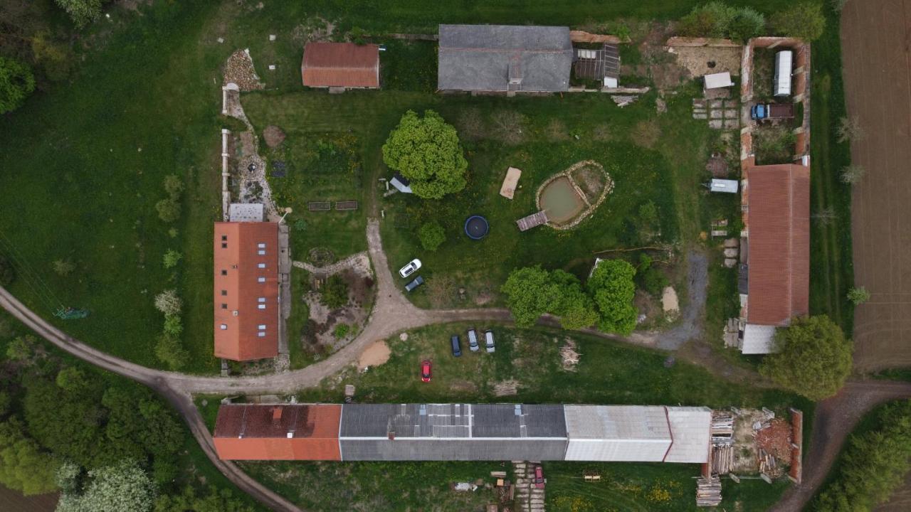 Apartmán Dvur Dolenec Rohoznice  Exteriér fotografie