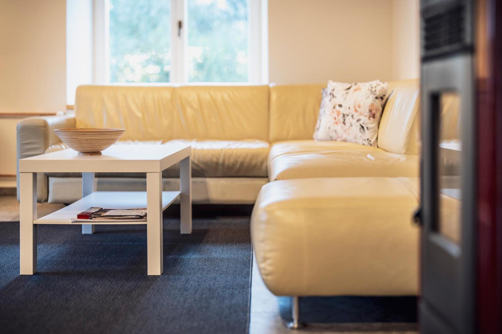 Apartmán Dvur Dolenec Rohoznice  Exteriér fotografie